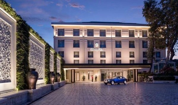 Shangri-La Bosphorus 
شانگریلا بسفر استانبول درخشان در جهان؛ برنده عنوان بهترین هتل ترکیه و پنجمین هتل برتر دنیا