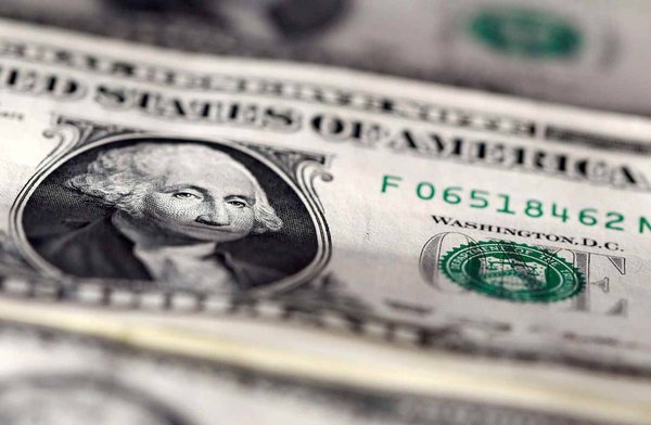 کاهش ۹ درصدی قیمت طلا از رکورد تاریخی به‌دلیل تقویت دلار آمریا