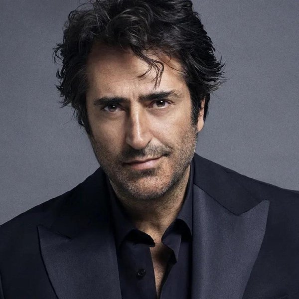 Mahsun Kirmizigül
، رستوران بار گونای، شیشلی،
جمعه ۵ دسامبر ۲۰۲۵